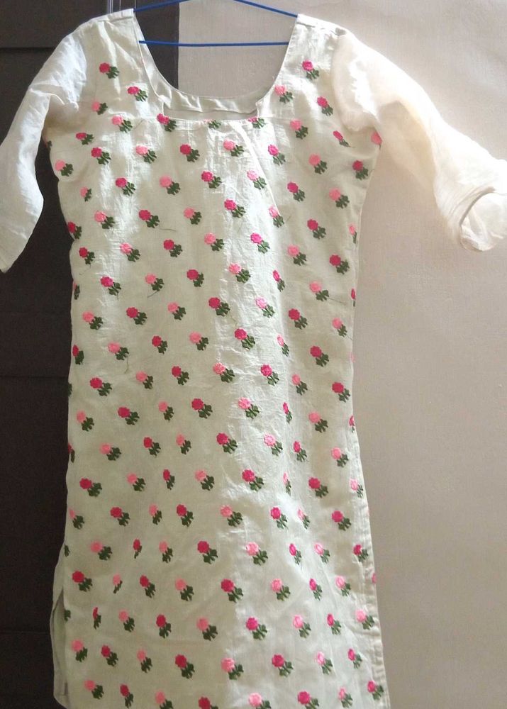 Elegant Embroidered Kurta