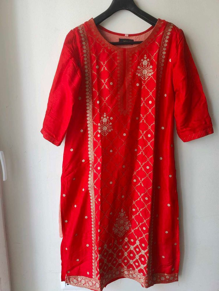 Don&#39;t Miss The Deal Bright Red Suit Set