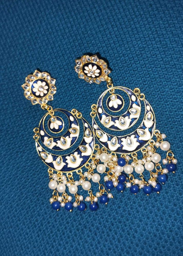 Earings