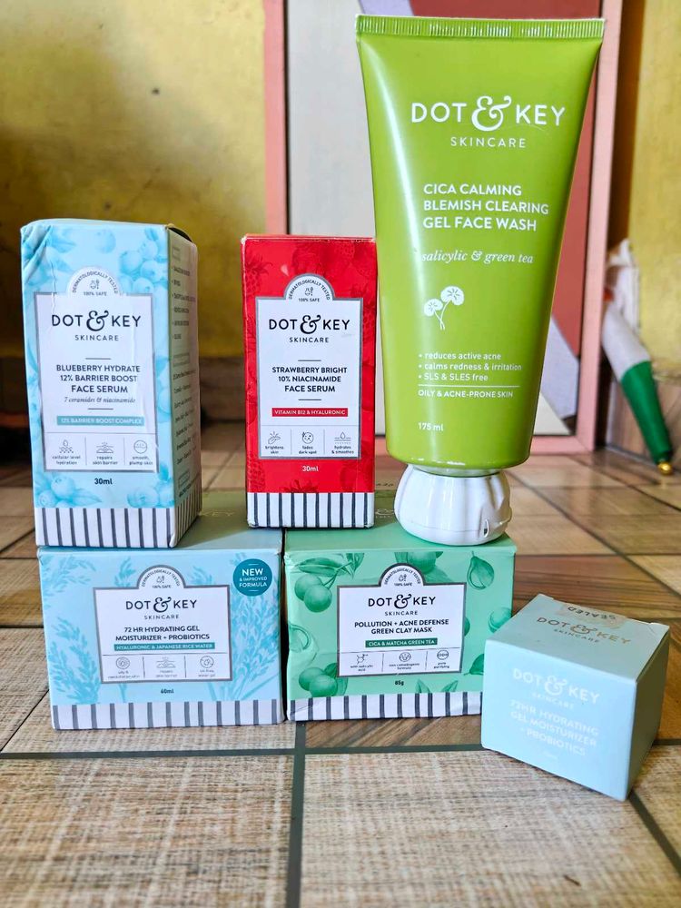 Dot &amp; Key Skincare Set