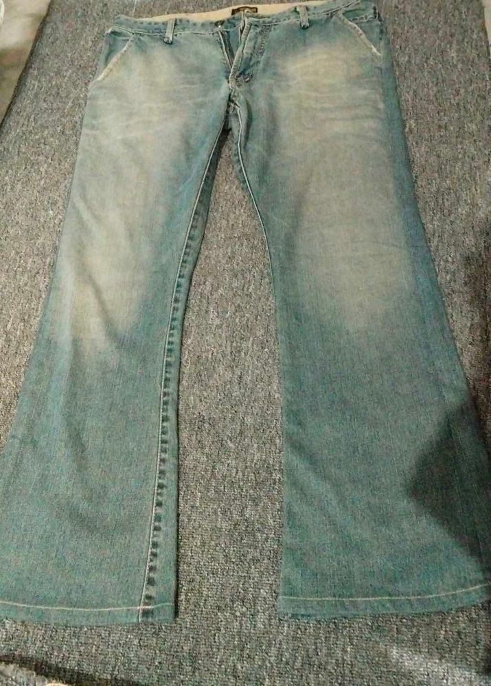 Flare Leg Jeans/ bootcut