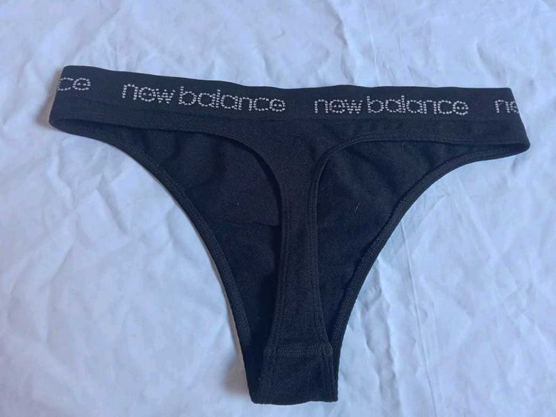 New Balance Thong