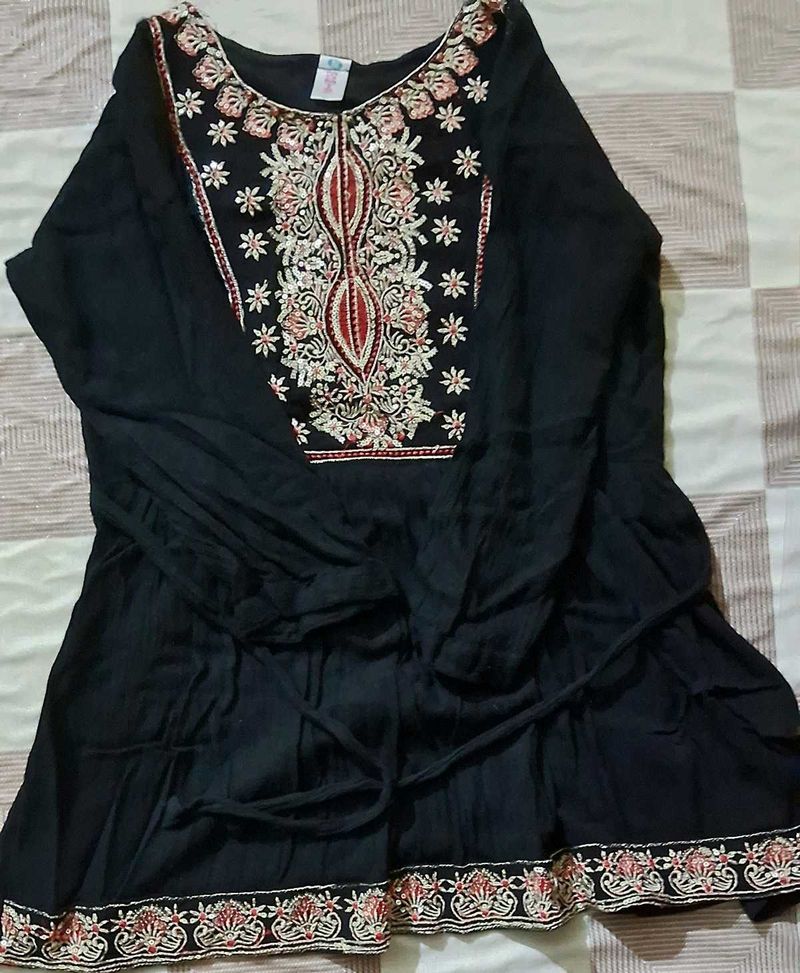 Embroidered Black Tunic Dress