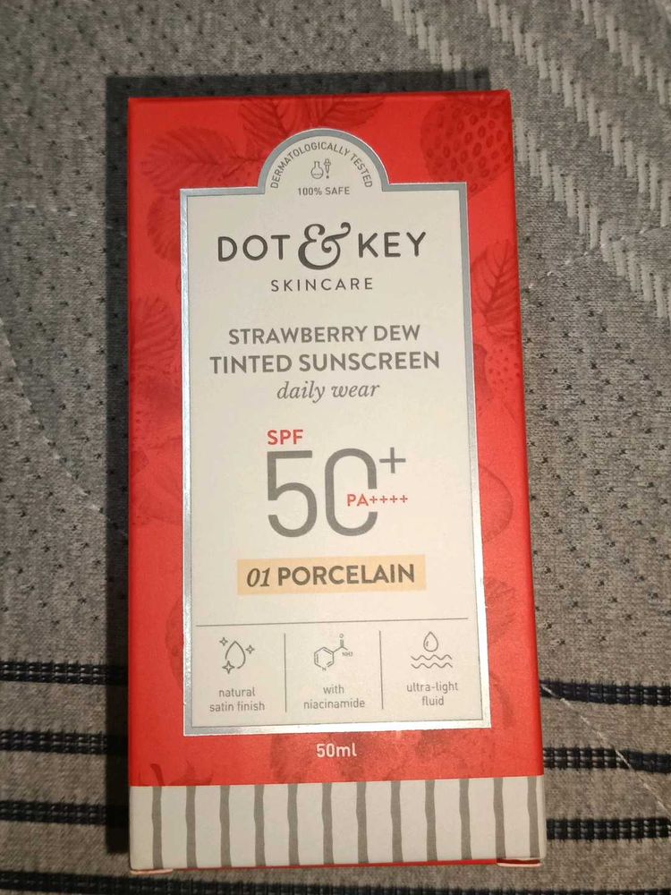 Dot &amp; Key Strawberry Dew Sunscreen