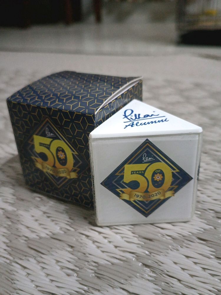 Light Paper Weight