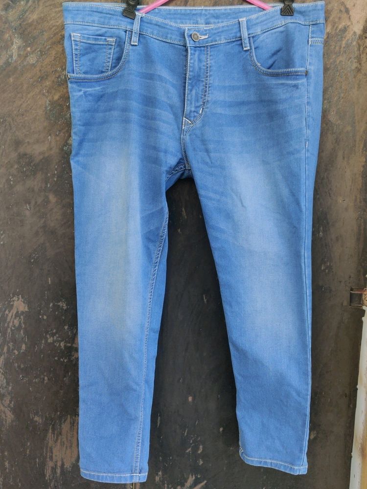 Classic Light Wash Straight Leg Denim Jeans