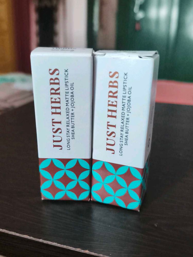 Just Herbs Long Stay Relaxed Matte Lipstick