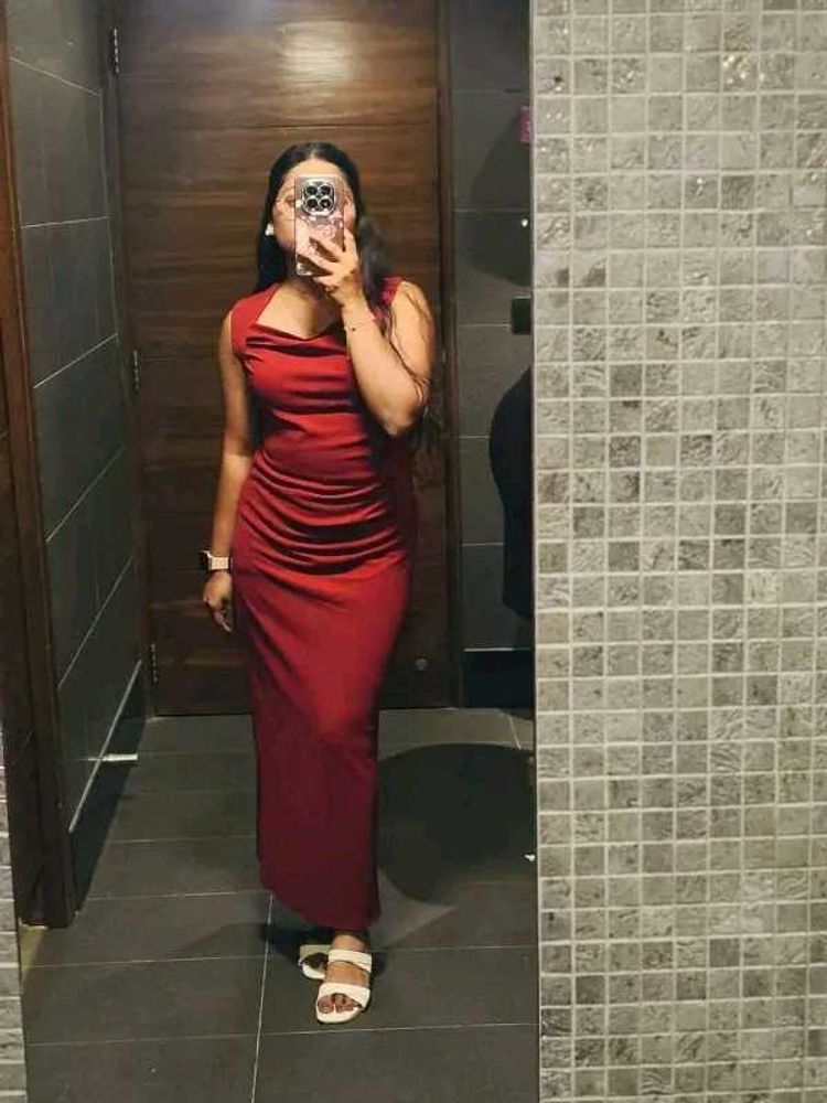 Elegant Red Maxi Dress