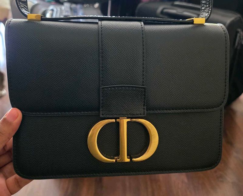 Christian Dior Bag For Females