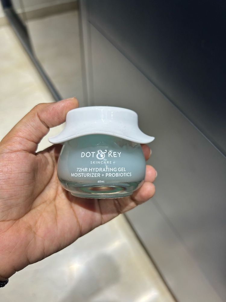 Dot &amp; Key Hydrating Gel