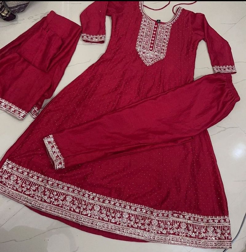 Elegant Mazenta Pink Embroidered Anarkali