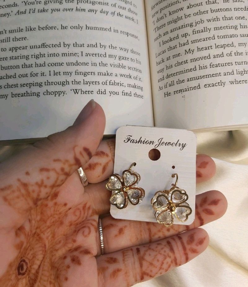 Beautiful Stud Earring