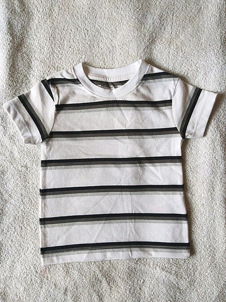Unused NEW Stripes T SHIRT