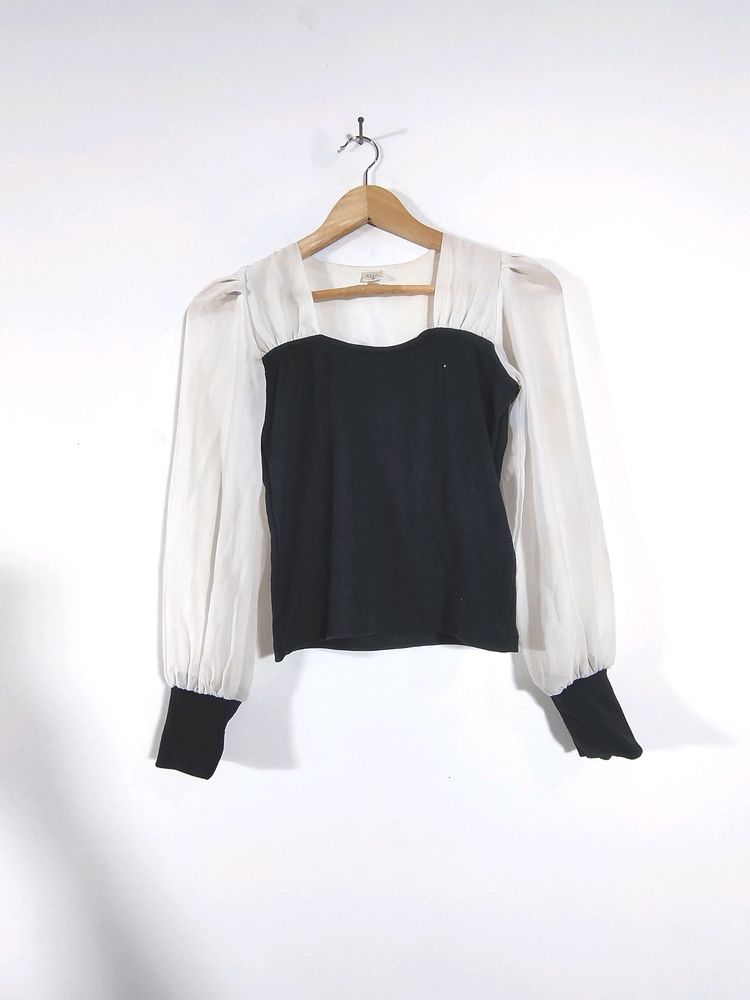 Black And White Tops (Women&#39;s)