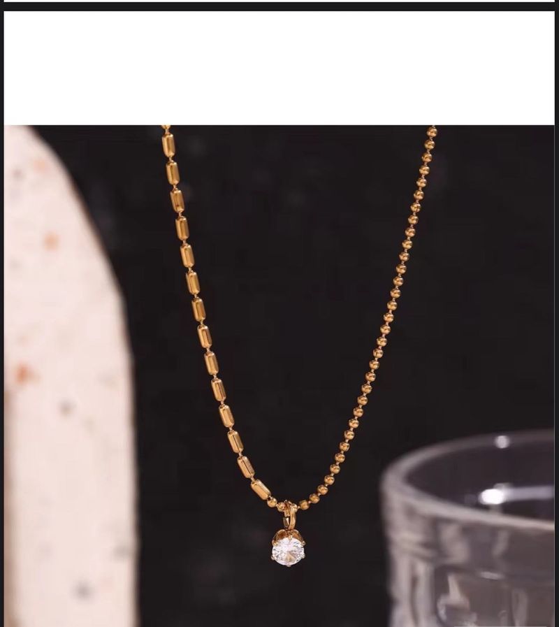 Heather Solitaire Pendant Necklace