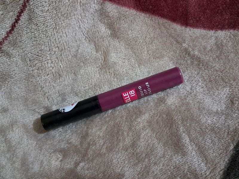 Elle 18 Liquid Lip Colour in the shade W84