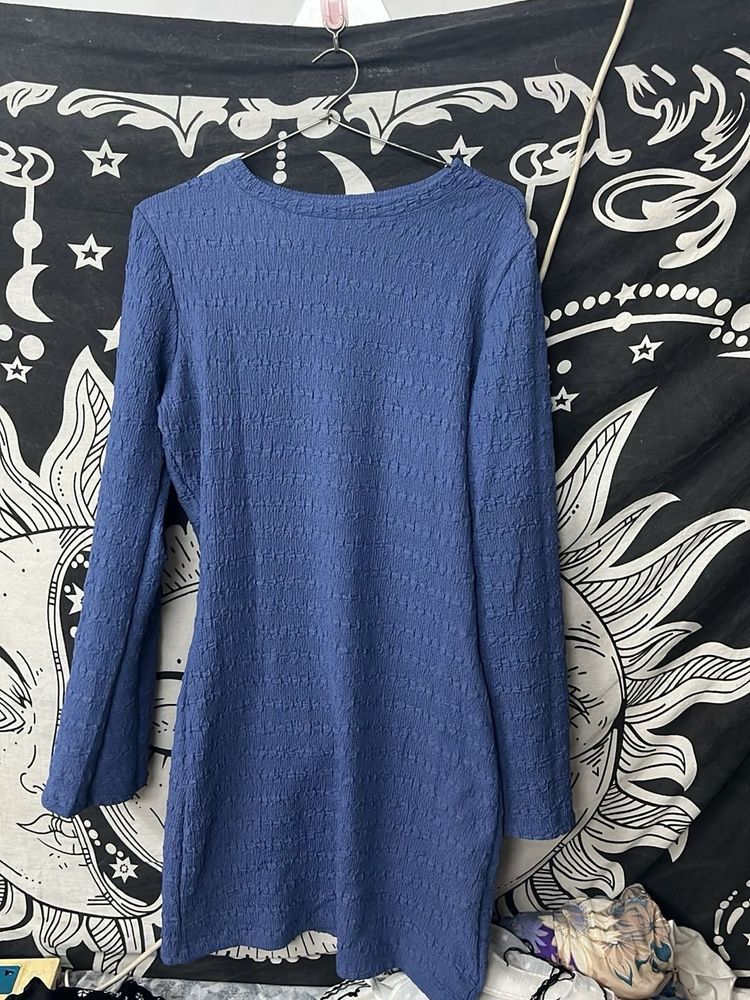A Blue Dresssssssss!!!!!!!!