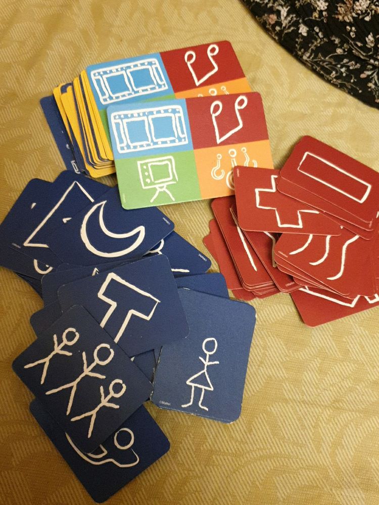 Pictionary Card Game