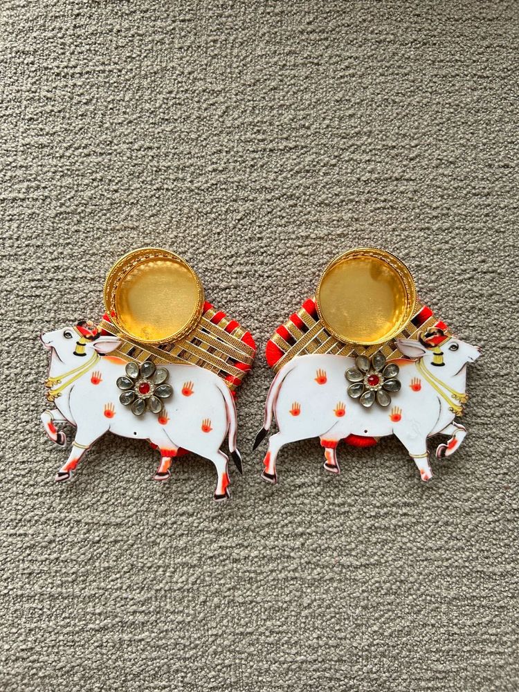 Kamdhenu Diya Holder Cow Decor Set