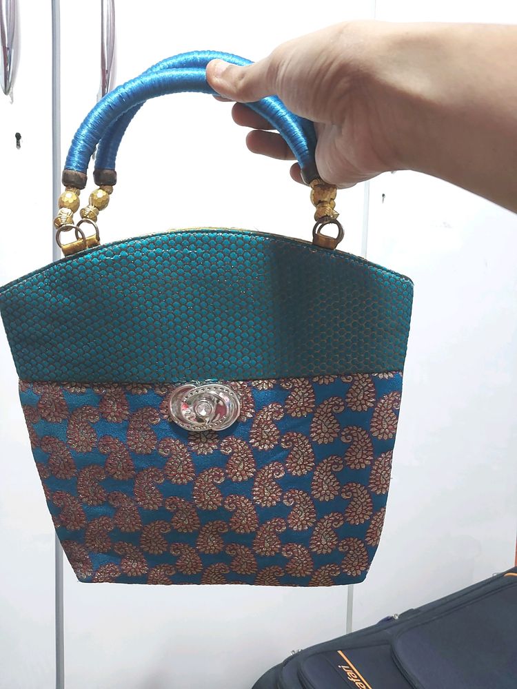 Purse