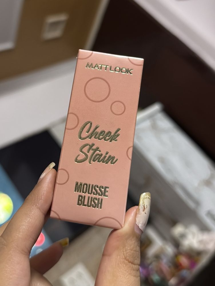 Mattlook Cheeck Stain Mousse Blush