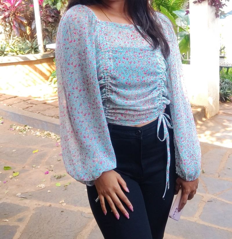 Floral Print Long Sleeve Top