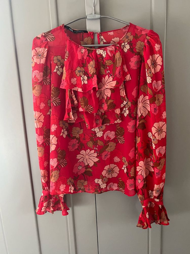 Zara Floral Ruffle Blouse