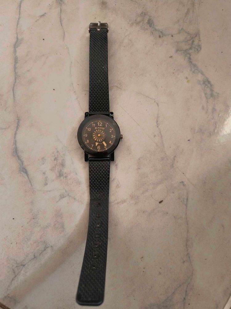 Elegant Black Watch