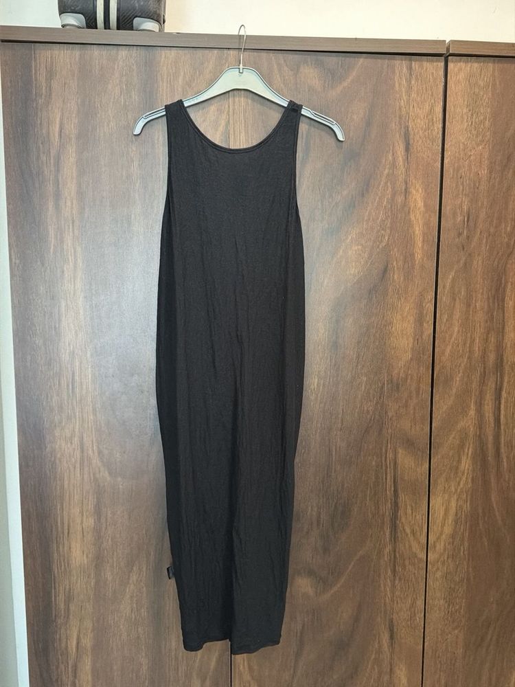 Sleeveless Black Linen Maxi Dress