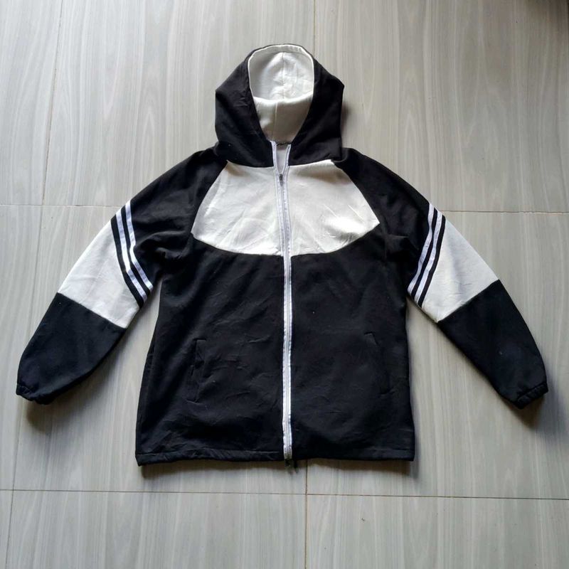 Men&#39;s Versity Black &amp; White Jacket