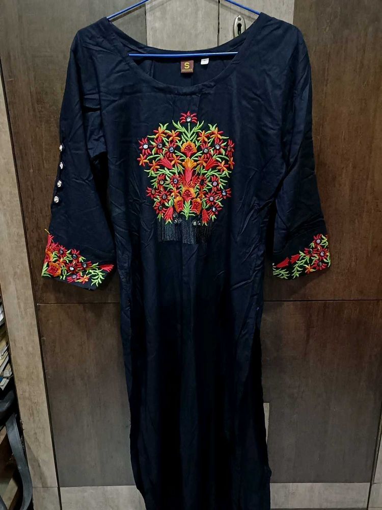 Embroidered Black Kurta