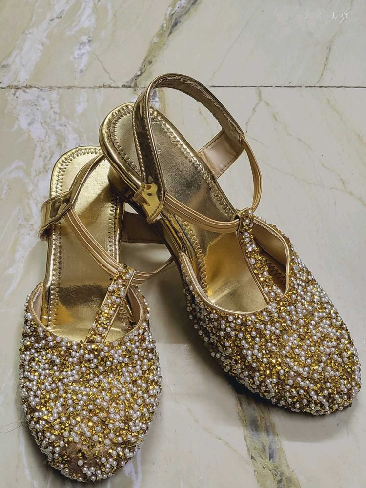 Elegant Gold Beaded Sandals