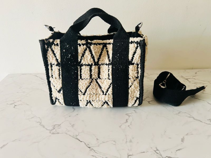 Women Mini Black And beige Tote