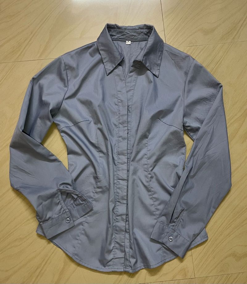Gray Fitted Button-Down Shirt