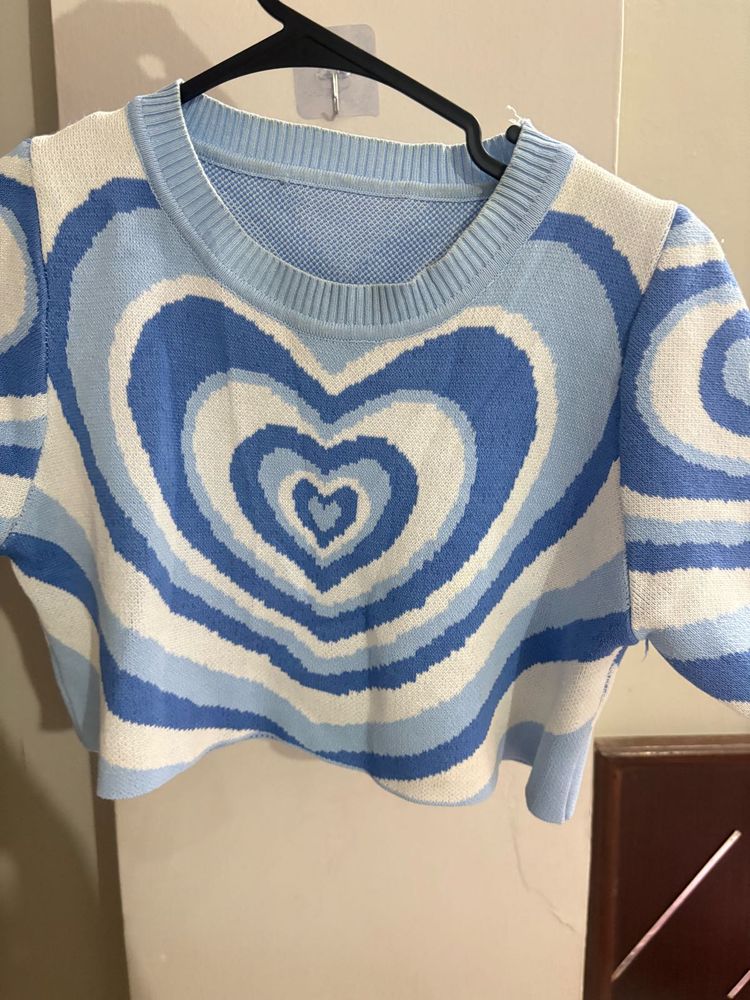 Blue Heart Pattern Crop Top