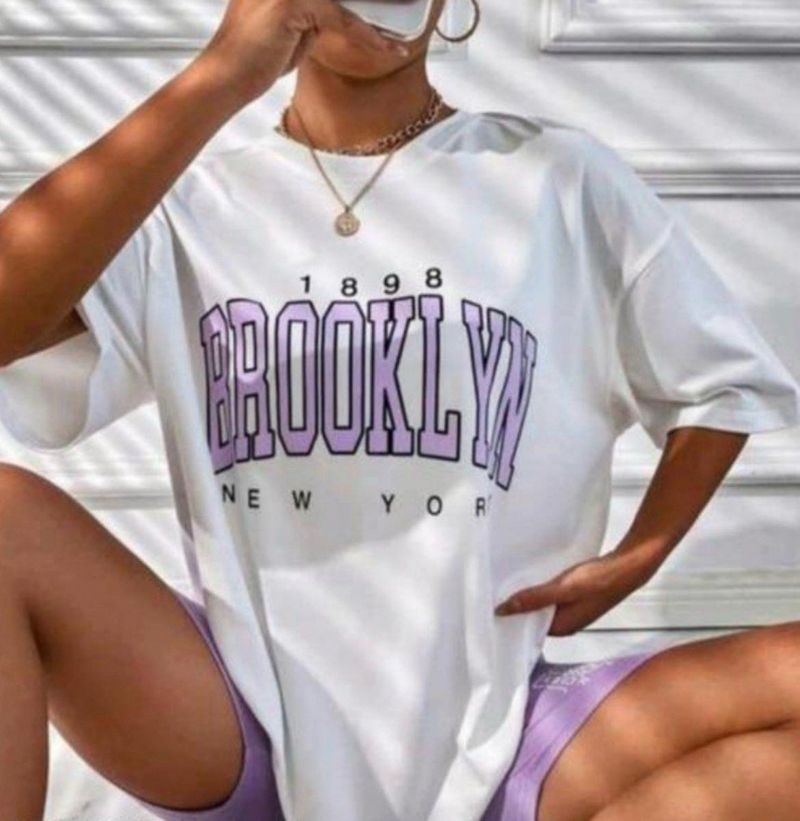 brooklyn T-shirt wd jeans (1050 net)