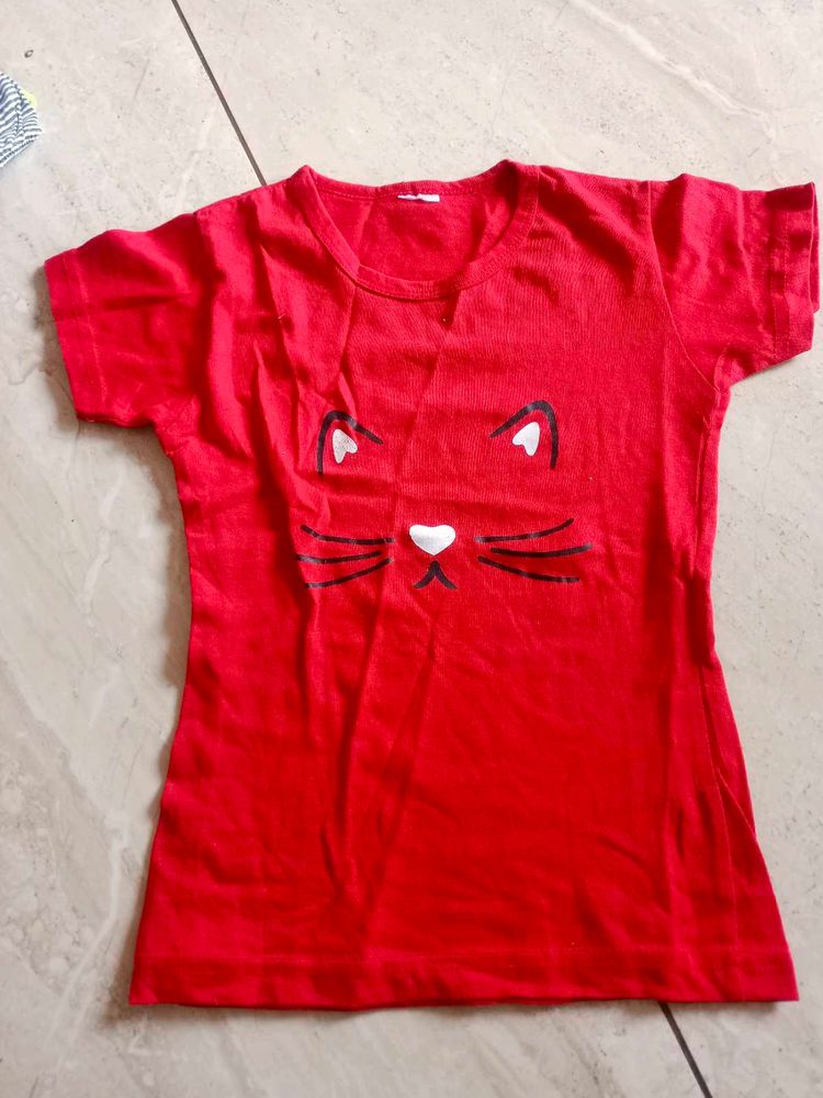 Cute Red Cat Face T-Shirt