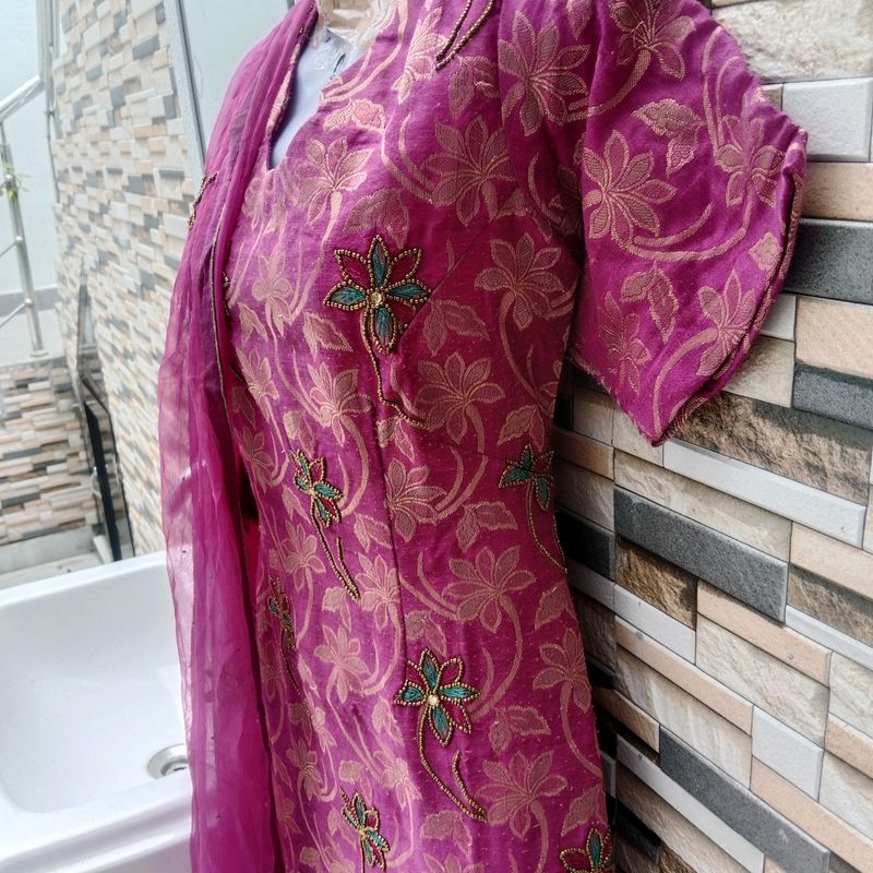 Pretty Suit