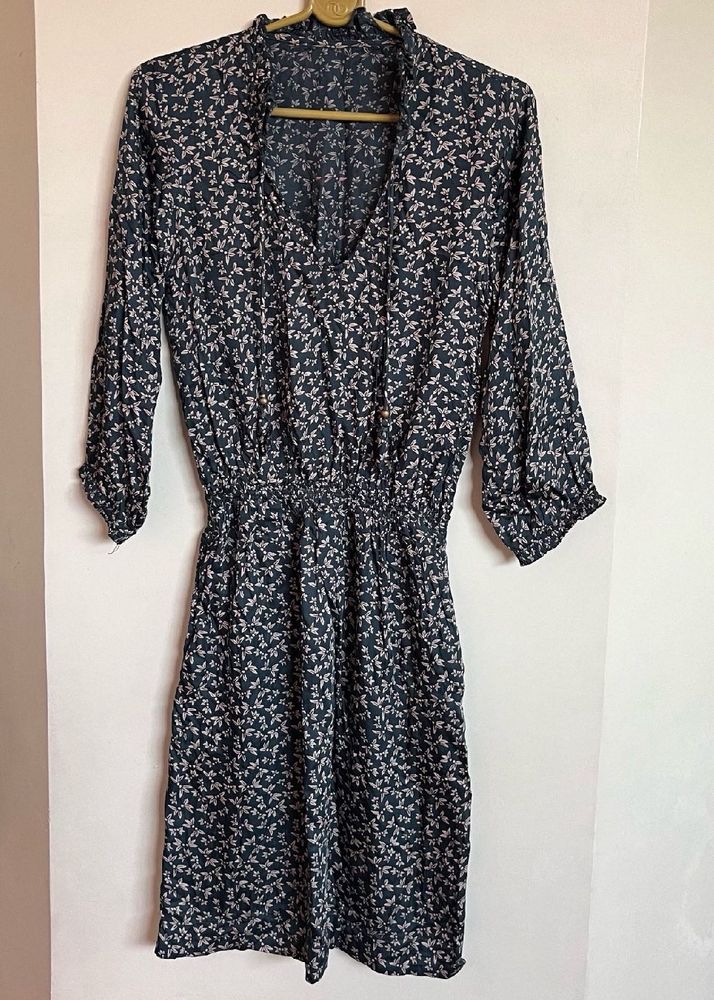 V-neck Short Dress