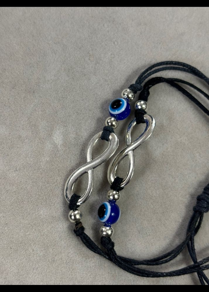 One Thread Bracelet