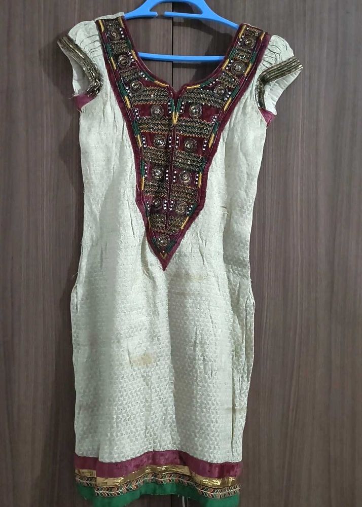 Embroidered Kurta