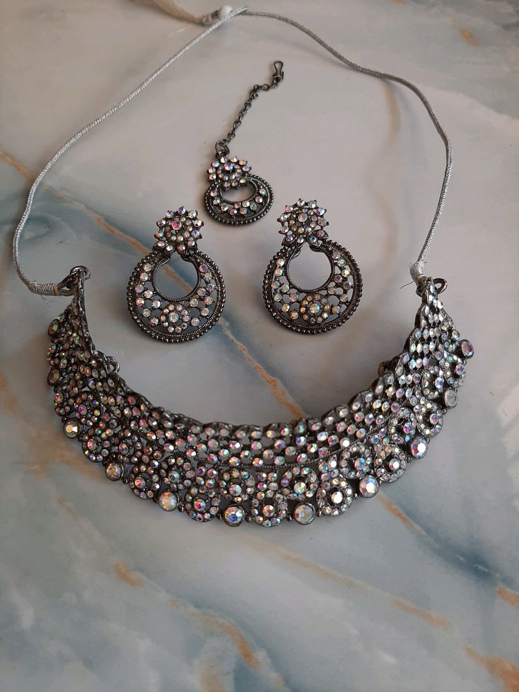 Black Metal Choker Set