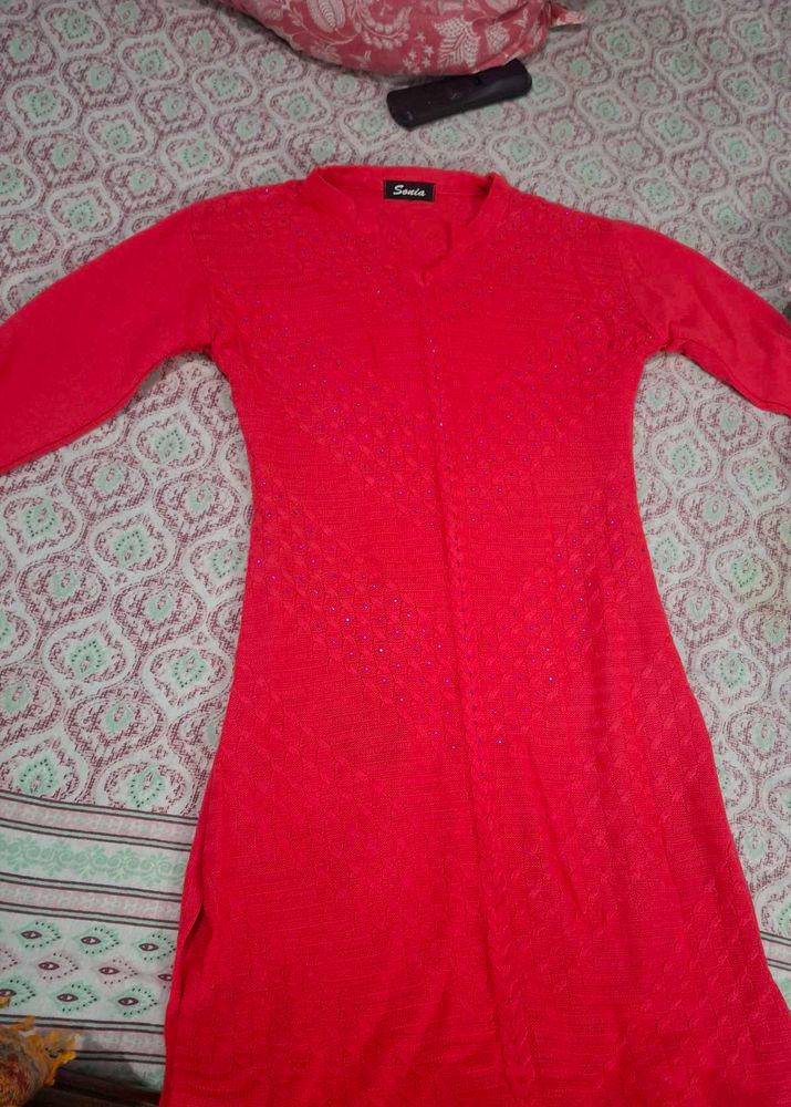 pink woollen Kurta