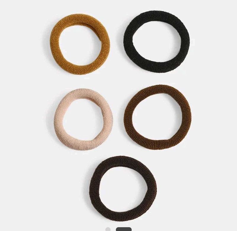 Hair with mp3 player