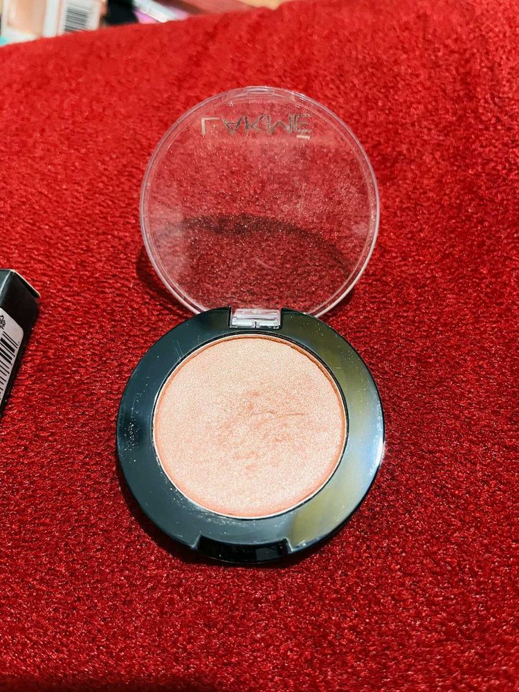 Branded Lakme Highlighter