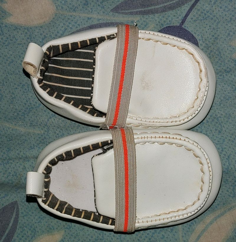 BRAND NEW BABY SHOES FOR GIRL OR BOY