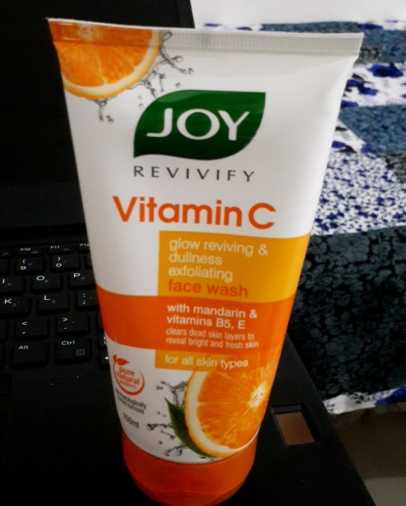 JOY REVIVIFY VITAMIN C FACEWASH