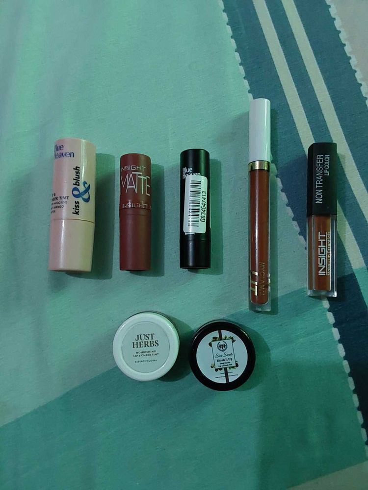 combo of nude lipsticks and blushes