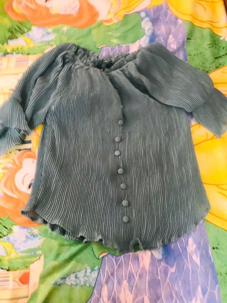 Ruffled Top