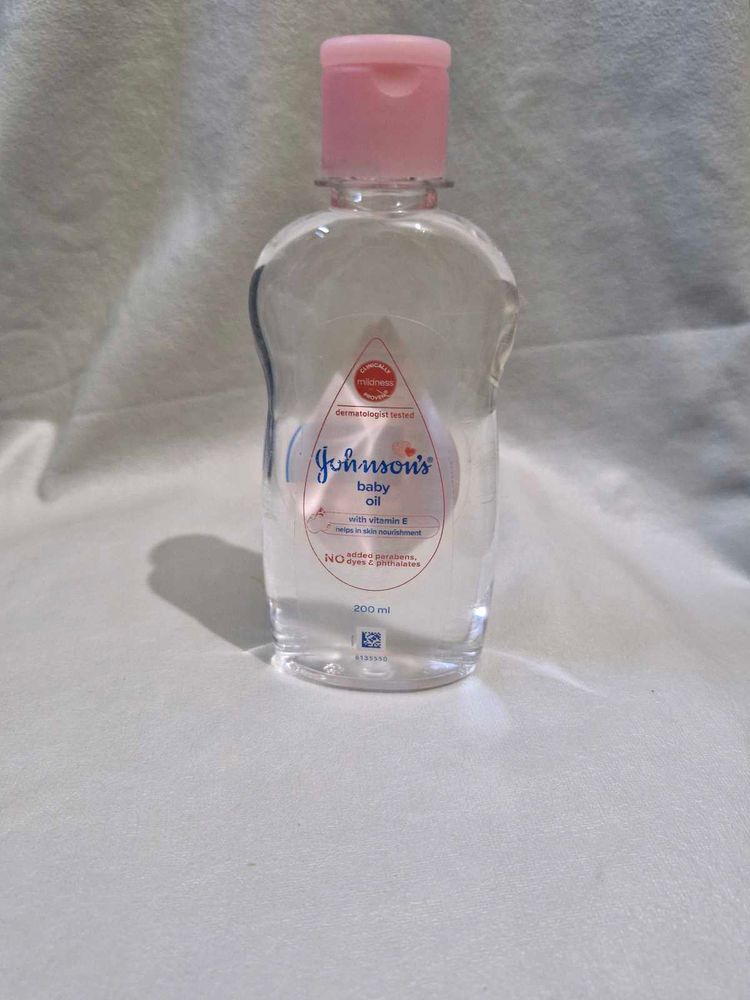 Johnson&#39;s Baby Oil